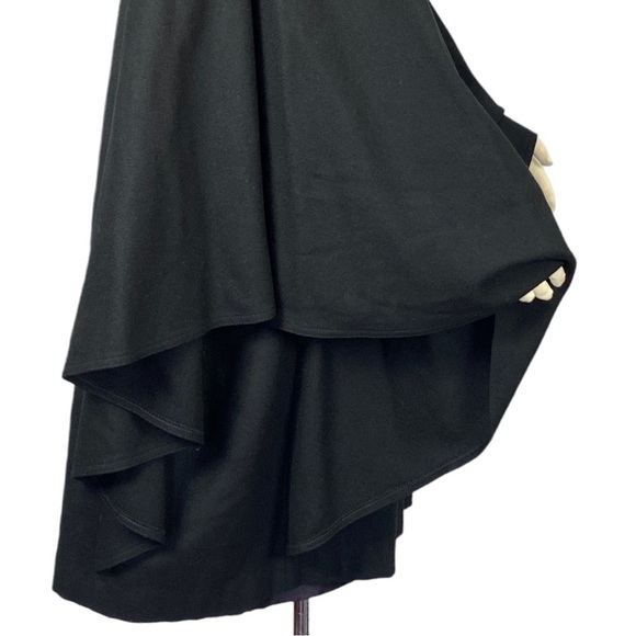 J. Hilary black cape - Picture 7 of 16